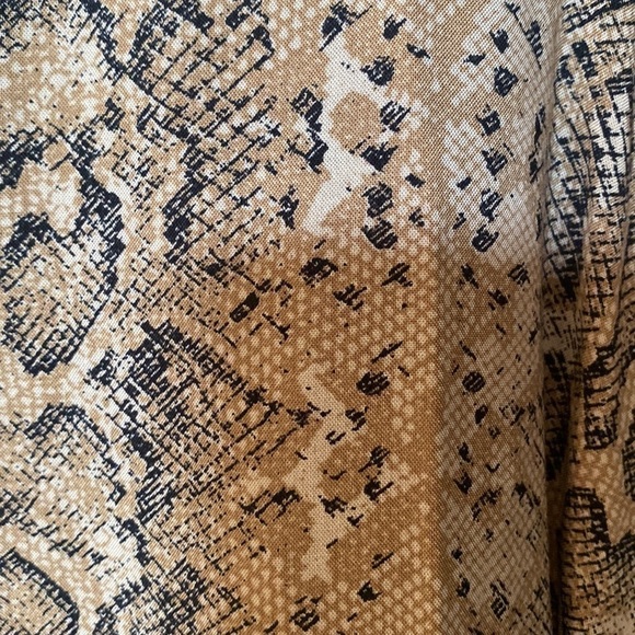 Wild fable size S could go larger Animal print button down short sleeve top NWT - Picture 2 of 7